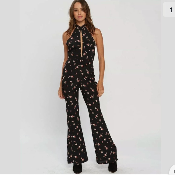 Flynn Skye Elaina dark bloom halter jumpsuit NWT - Picture 2 of 11